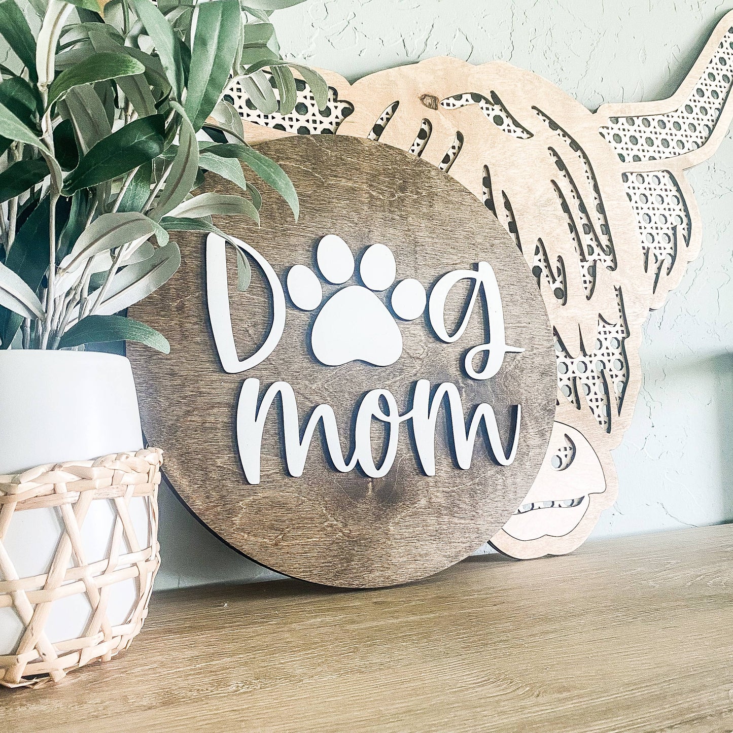 'Dog Mom' Wood Sign
