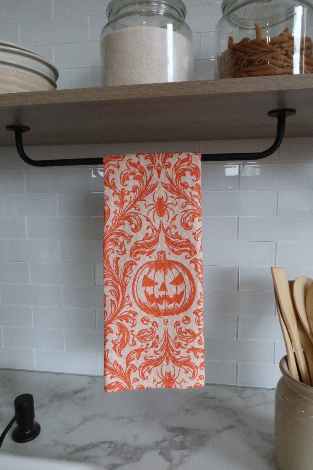 Pumpkin Damask