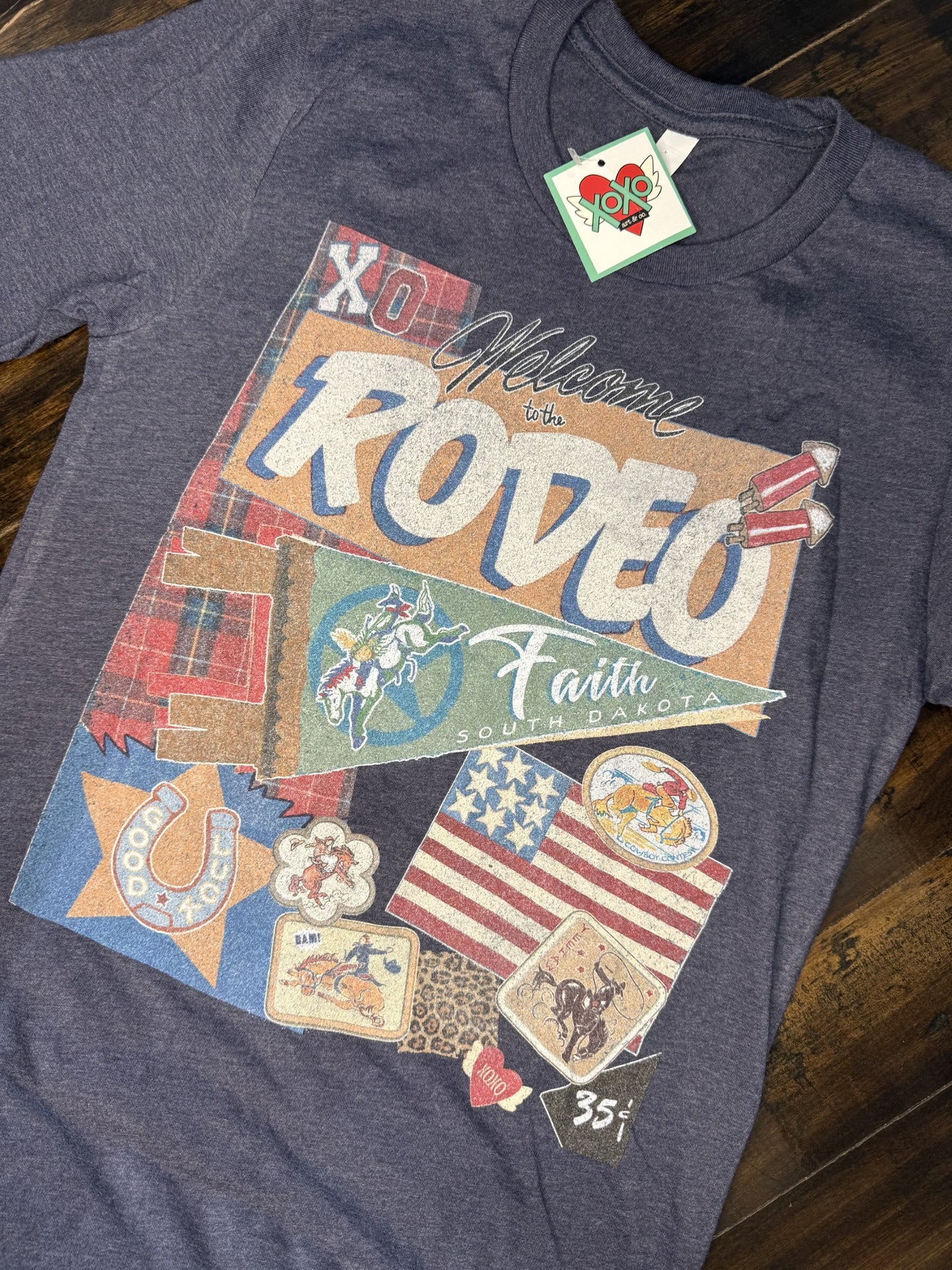 Women's XOXO Pennant Patch Faith SD T-shirt