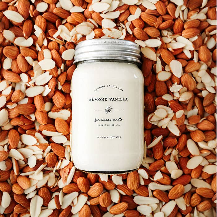 Almond Vanilla - Soy Candle