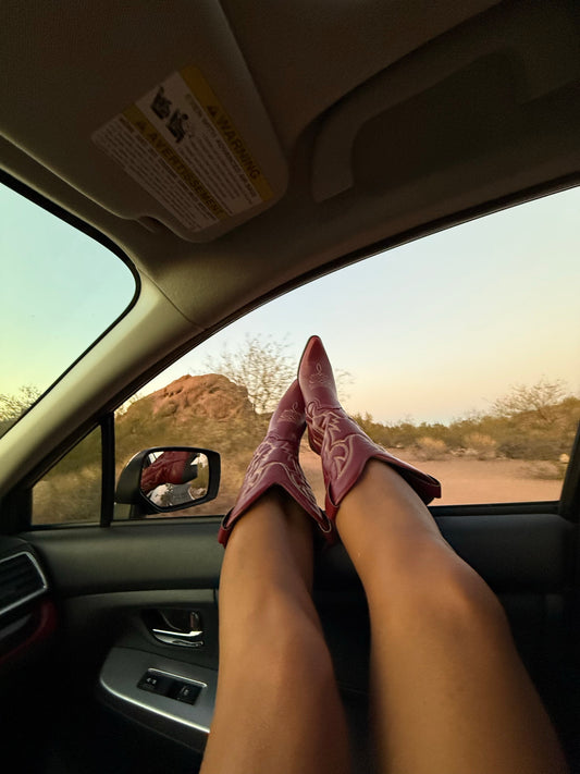 Must-Have Pieces for Your Western Wardrobe in 2025: Your Complete Style Guide