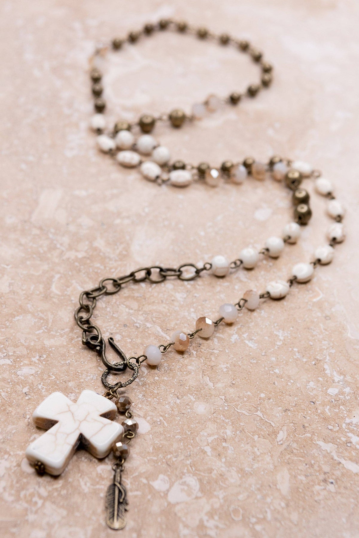 Valerie Necklace in White