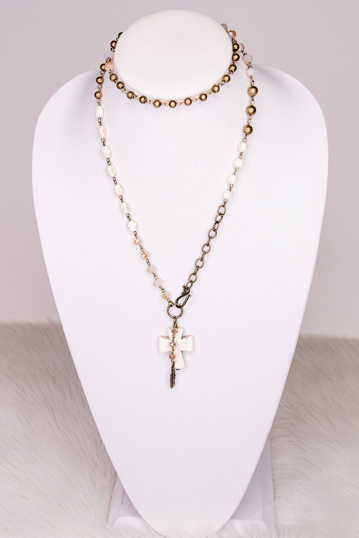 Valerie Necklace in White