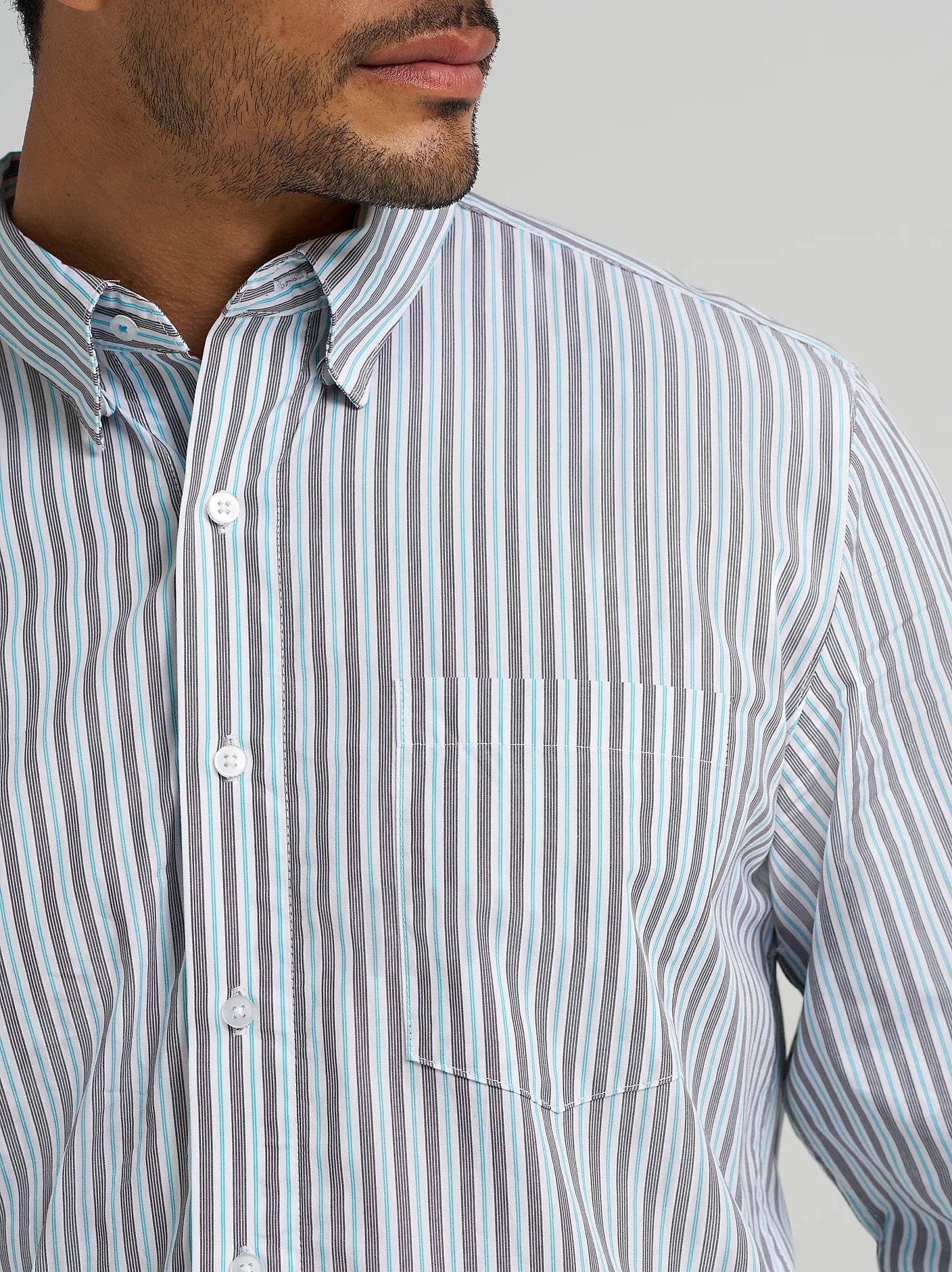 Men's Wrangler Cody Johnson One Pocket Button Down Shirt - Blue/Shadow