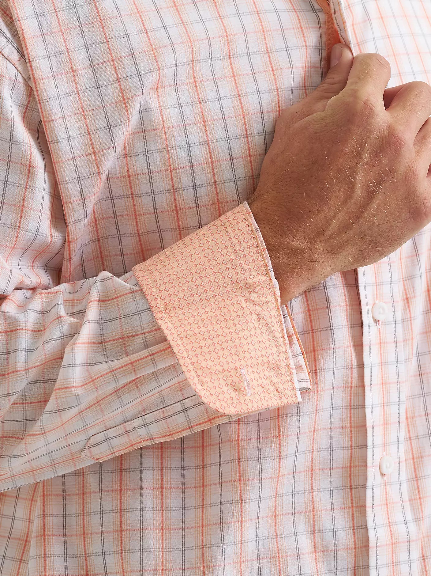 Men's Wrangler George Long Sleeve Button Down One Pocket Shirt