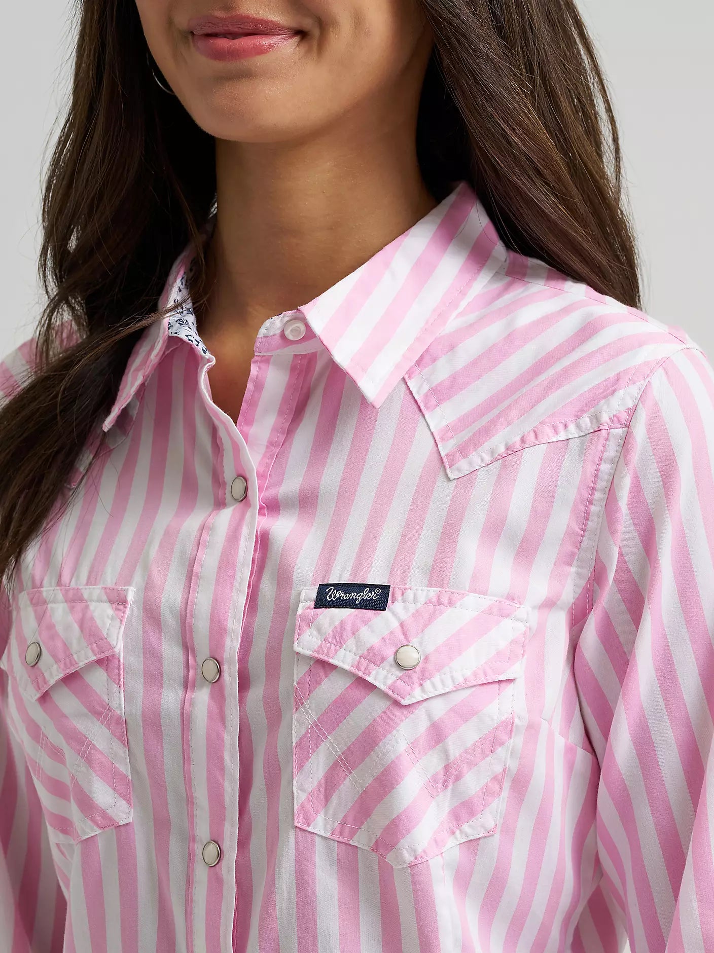 Women's Wrangler Olivia Western Slim Snap Shirt - Pink Stripes