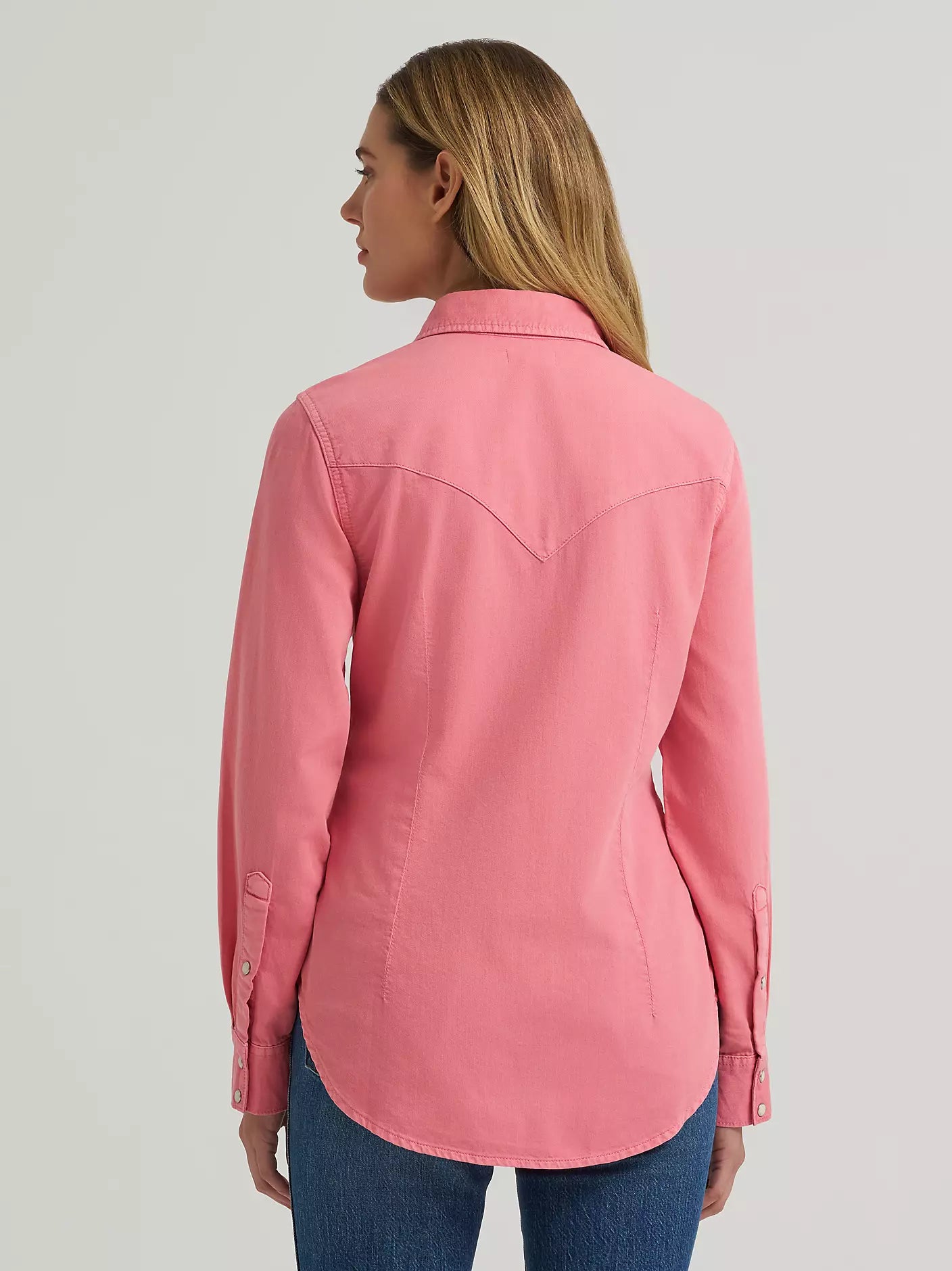 Women's Wrangler Colorwash Iconic Snap Shirt