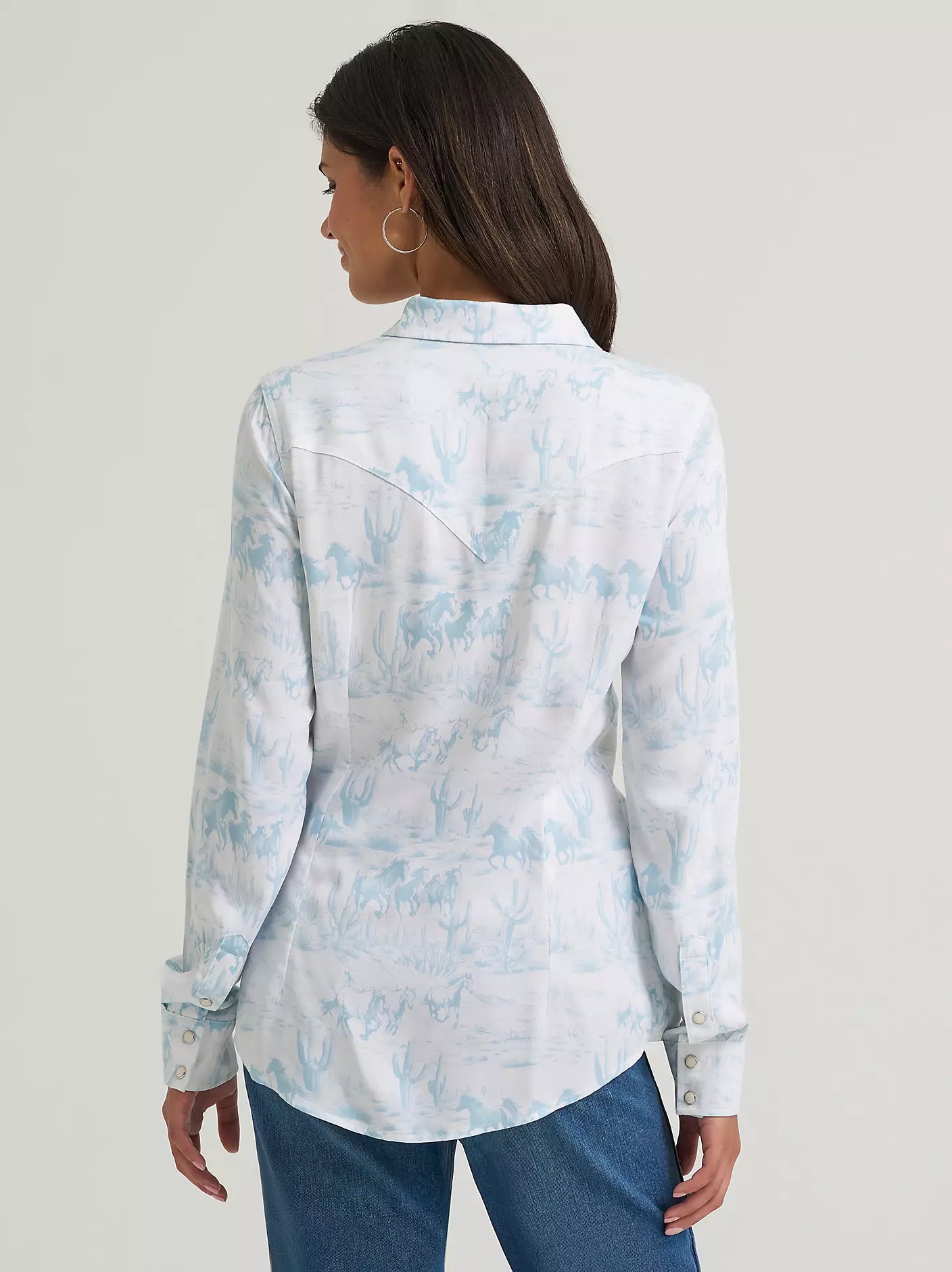 Women's Wrangler Country Toile Western Slim Snap Shirt