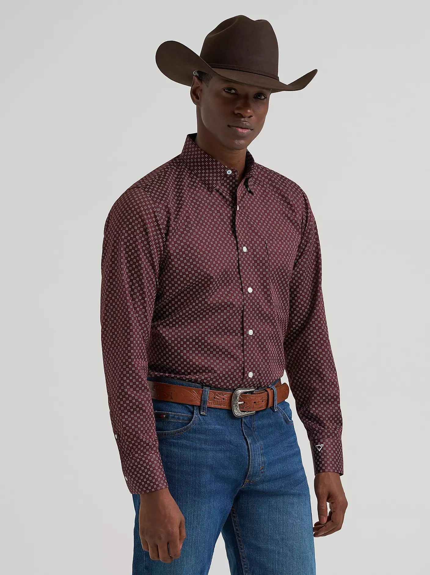 Men's Wrangler Cody Johnson Button Down Shirt - Wine