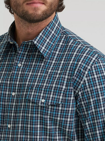 Men's Wrangler Wrinkle Resist Long Sleeve Western Snap Plaid Shirt