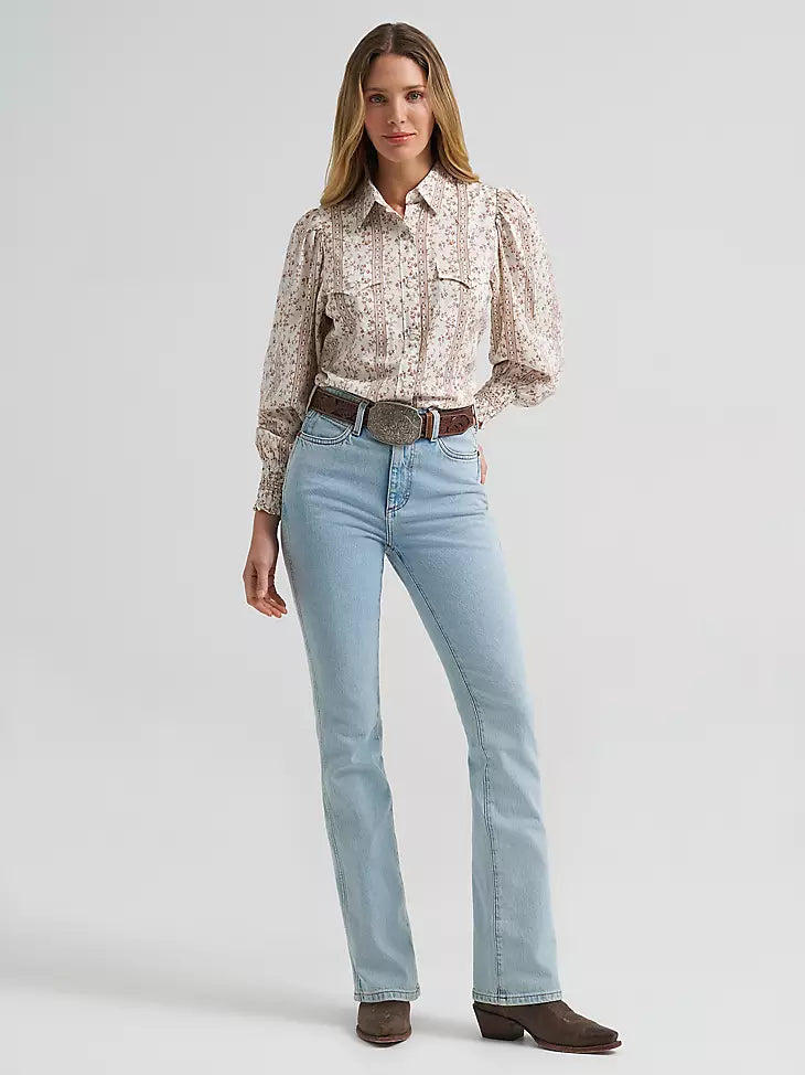 Women's Wrangler Smoked Sleeve Snap Blouse