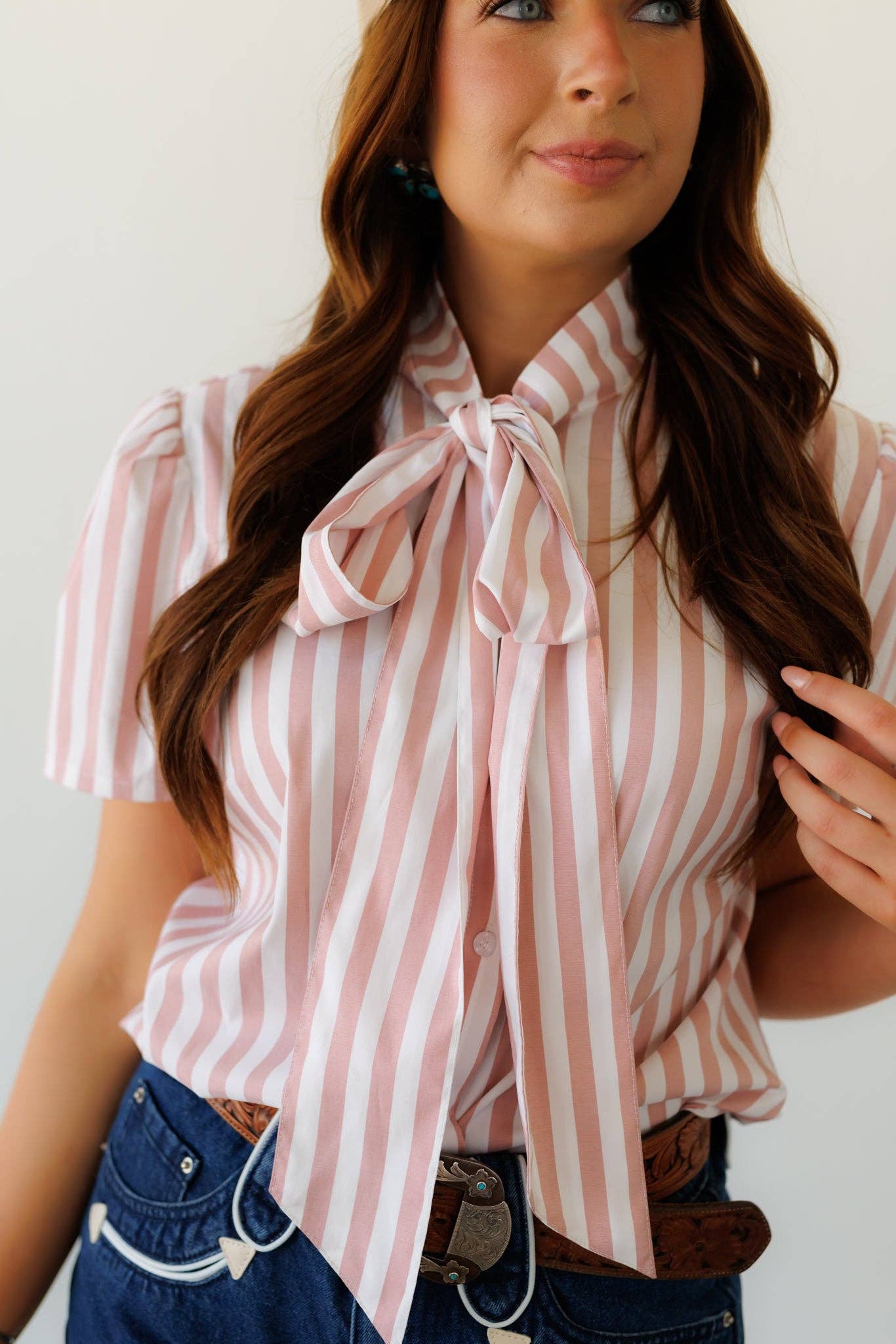 Women's Howdy Hanny Mauve Stripe Short Sleeve Tie Blouse