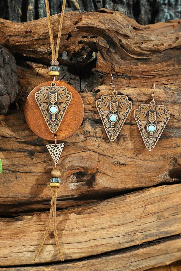 Western Classic Earrings and Necklace Set
