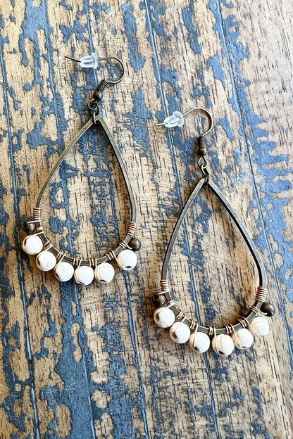 Cody Earrings White