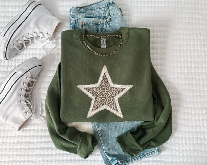 Women's Faux Stich Leopard Star Sweatshirt