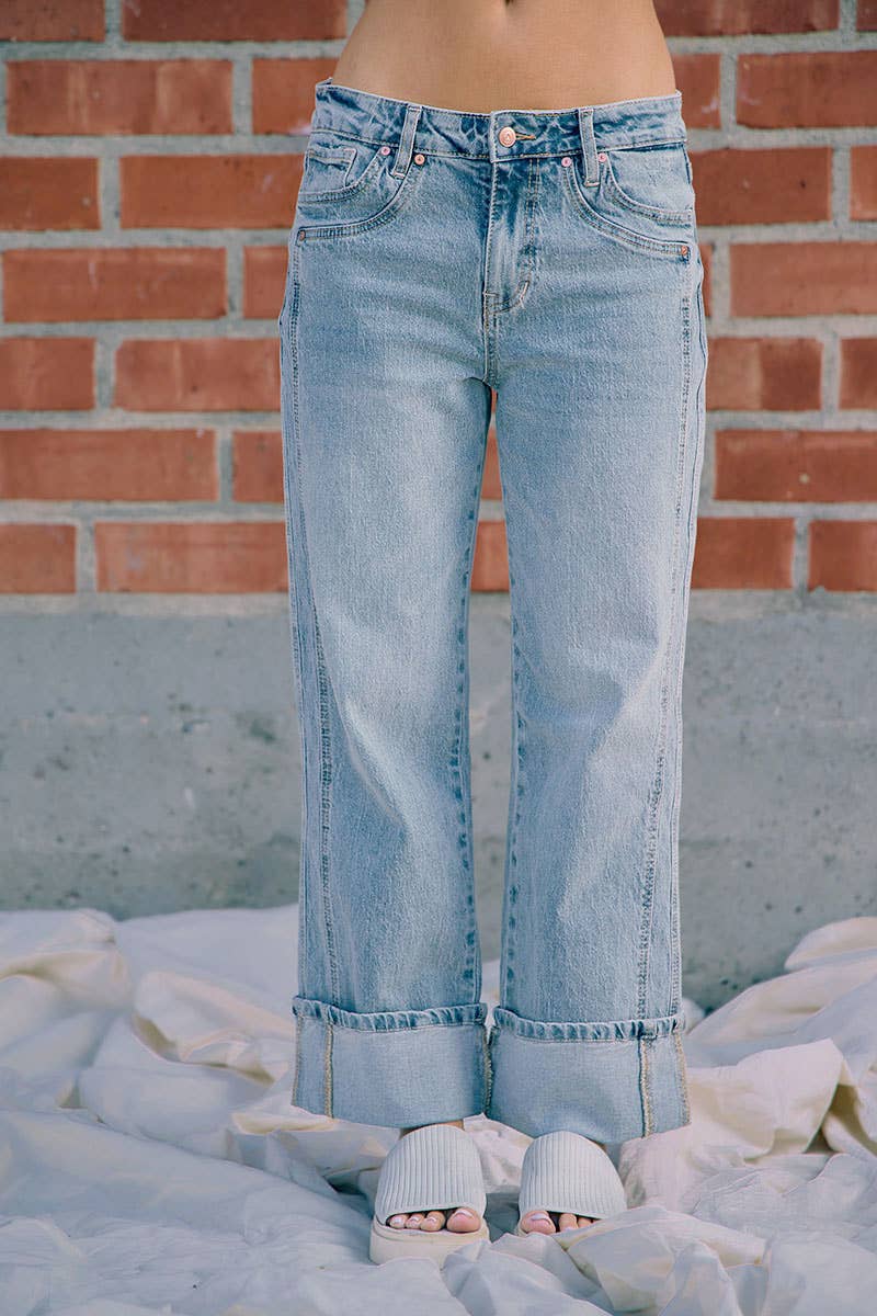 Women's Straight Jeans with Side Stitching Detail