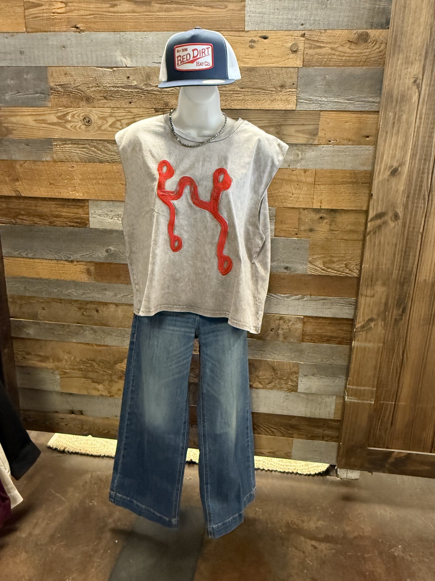 Women's 2 Fly Co Rojo Ranch Muscle Tee