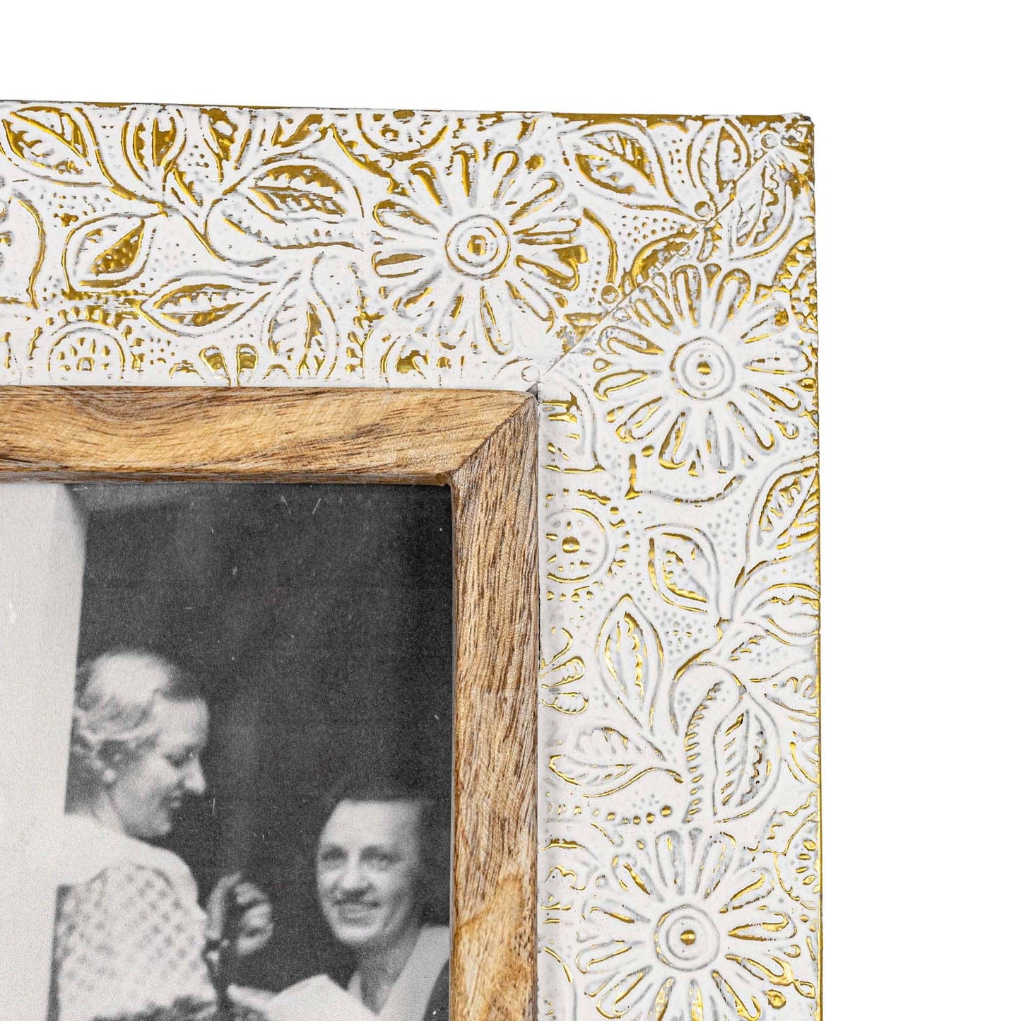 Frannie 4x6 Photo Antique Embossed Picture Frame White Metal