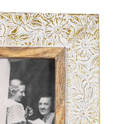 Frannie 4x6 Photo Antique Embossed Picture Frame White Metal