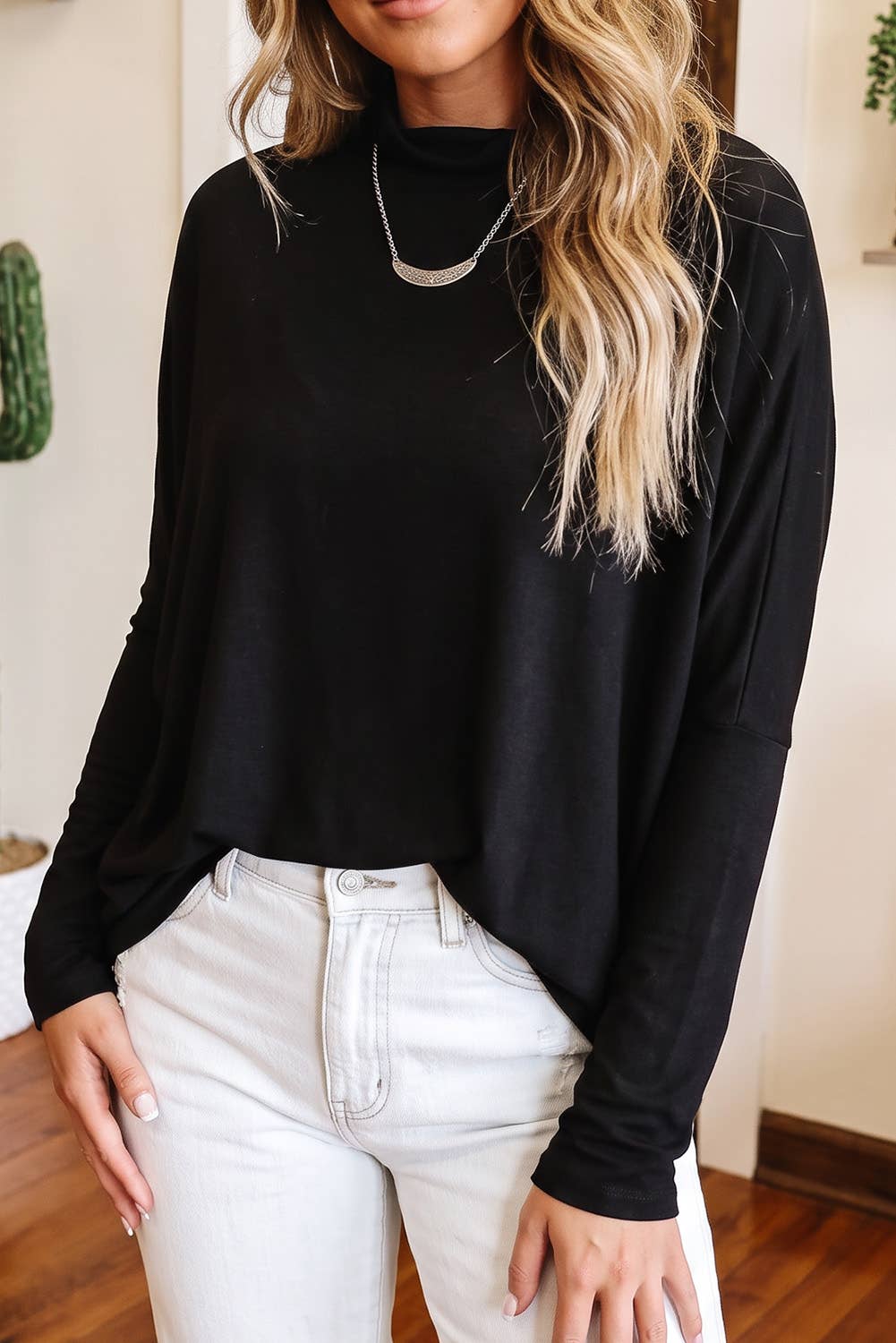Women's Mock Neck Pullover - Black