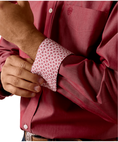 Men's Ariat Wrinkle Free Solid Pinpoint Oxford Classic Fit Shirt - Rhubarb