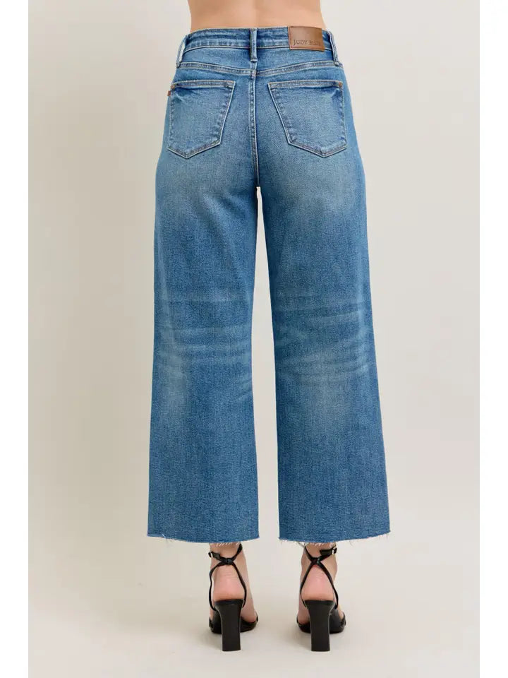 Women's Judy Blue High Waist Rigid Magic Destroy Wide Leg Crop