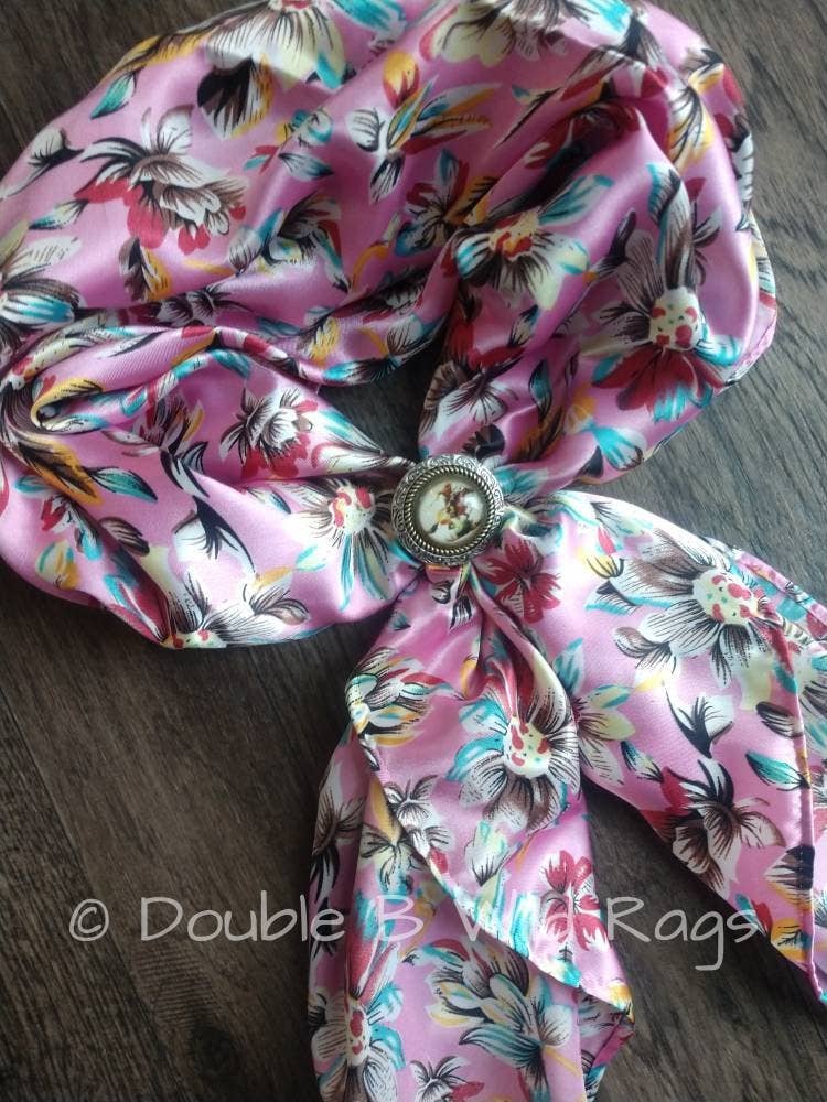 Wild Rag - Wild Daisy PINK Cowboy Western Neck Scarf Bandanna by Double B Wild Rags