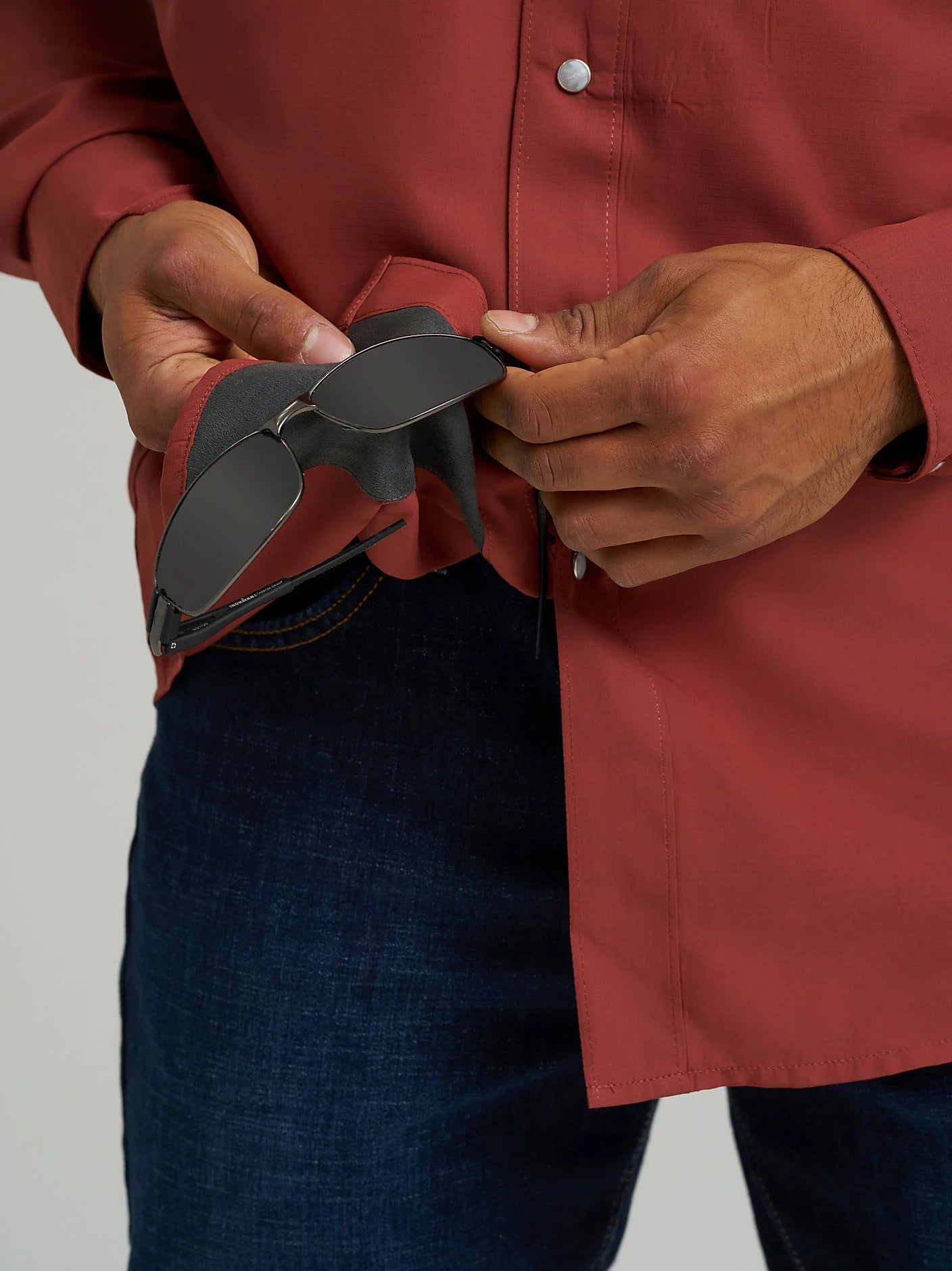 Men's Wrangler Performance Snap Long Sleeve Shirt - Henna